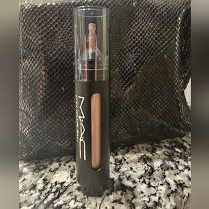MAC Studio Fix Every-Wear All-Over Face Pen foundation -NW20 MAC cosmetics